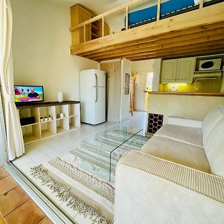 Bel Appartement Avec Mezzanine, Vue Mer Et Piscine 孔格林 外观 照片
