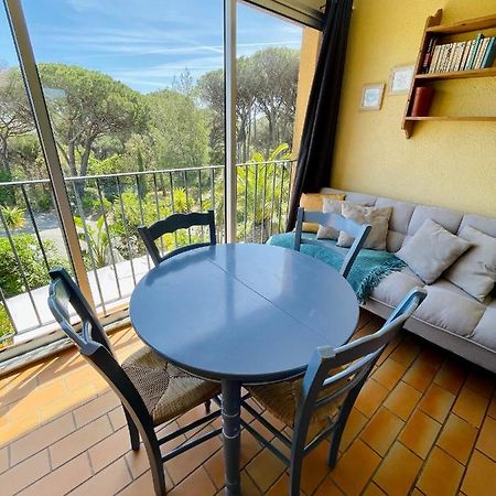 Bel Appartement Avec Mezzanine, Vue Mer Et Piscine 孔格林 外观 照片