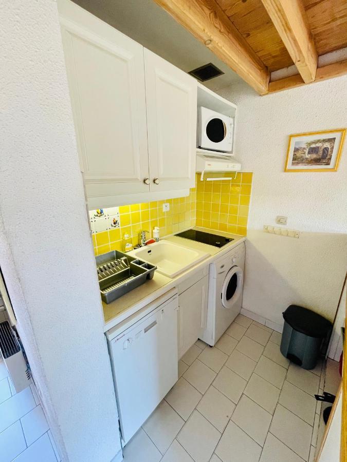 Bel Appartement Avec Mezzanine, Vue Mer Et Piscine 孔格林 外观 照片